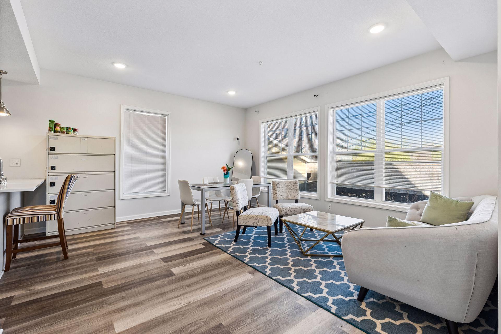 2109 Aldrich Avenue S