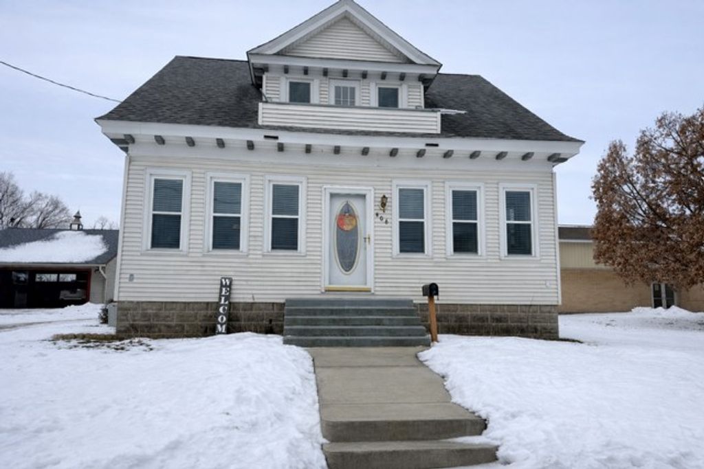 Photo of 406 South Street E, Caledonia, MN 55921 (MLS # 7002352)