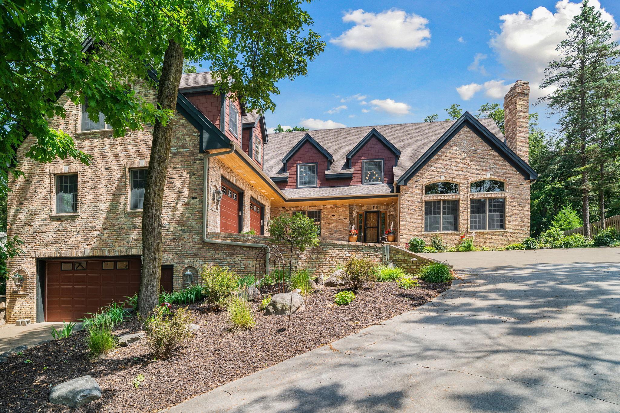 11625 Live Oak Drive