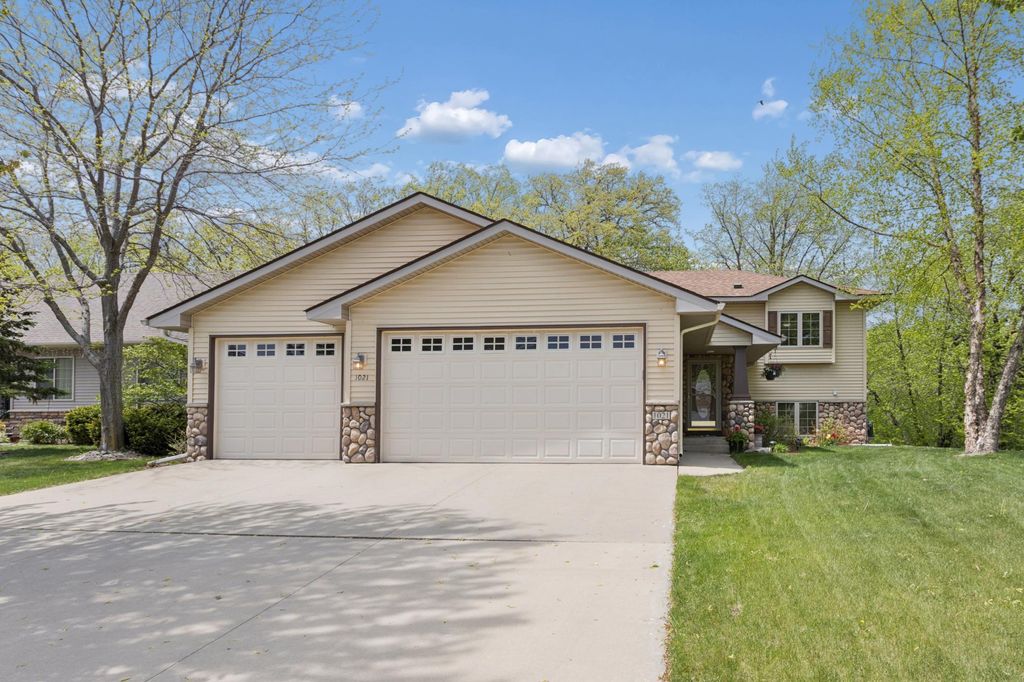 Photo of 1021 Prairie Ridge Lane, Lester Prairie, MN 55354 (MLS # 7034009)
