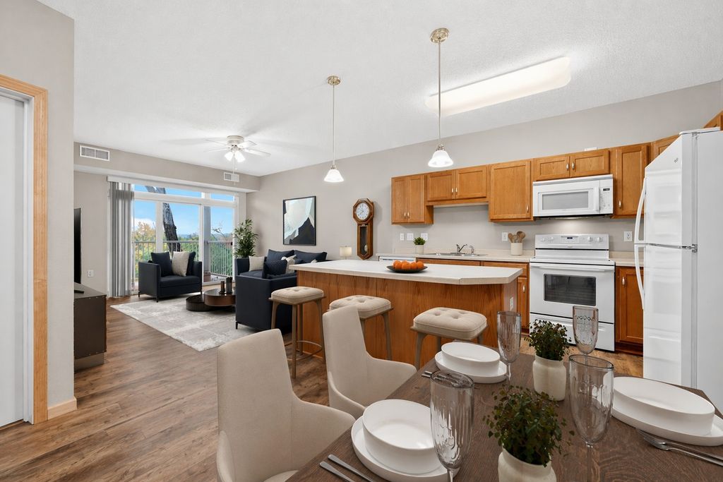 Photo of 1880 3rd Avenue NW #211, Rochester, MN 55901 (MLS # 7061330)