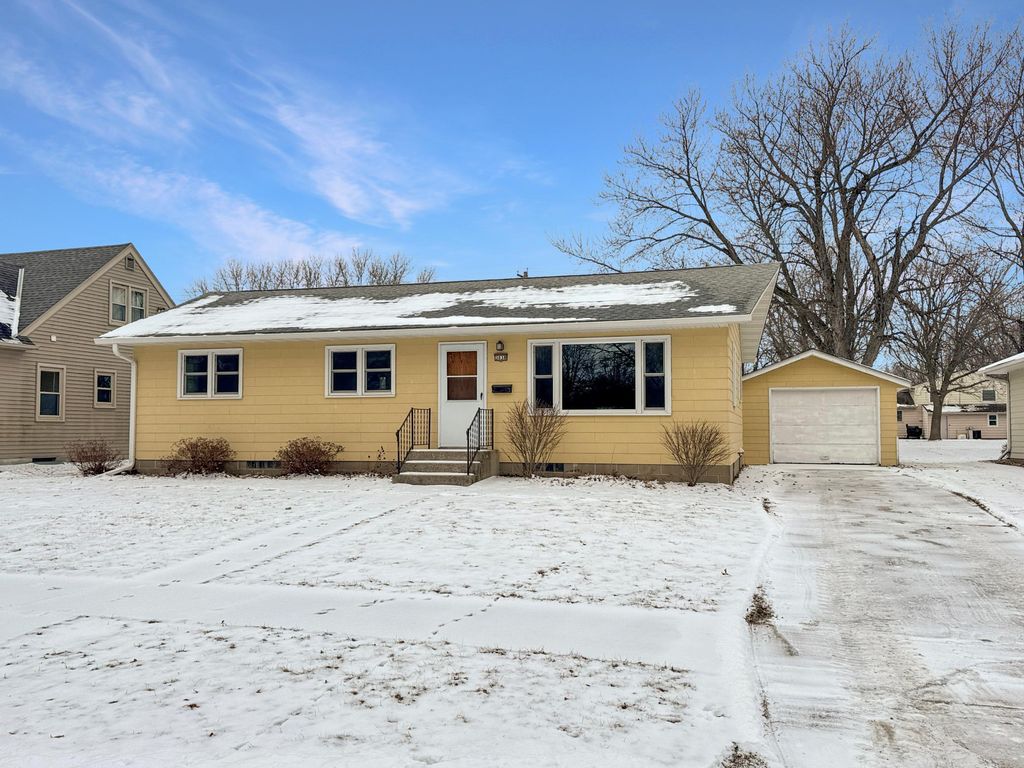 Photo of 3038 Pine Avenue, Slayton, MN 56172 (MLS # 7029072)