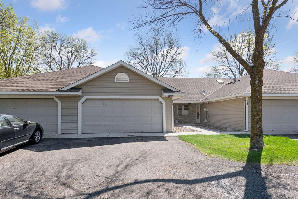 Photo of 8327 Victoria Drive, Victoria, MN 55386 (MLS # 7068955)