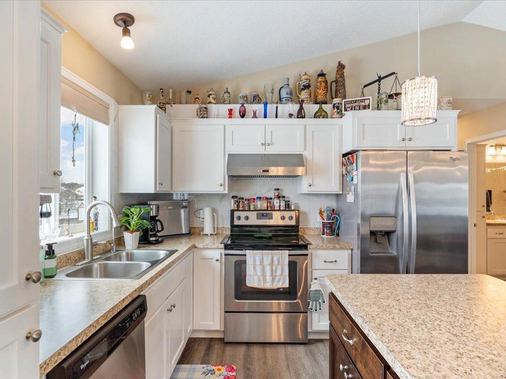 15125 Warrior Avenue