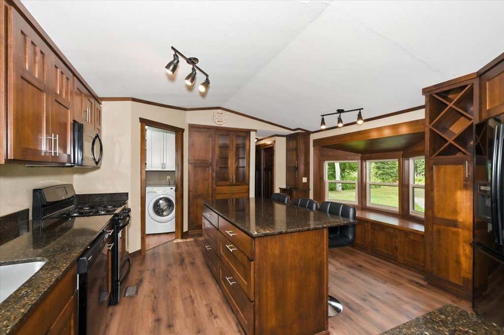 Photo of 5226 E Lake Road, Saginaw, MN 55779 (MLS # 7122147)