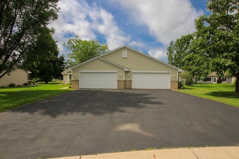 Photo of 820 Greensview Court NW, Hutchinson, MN 55350 (MLS # 7095049)
