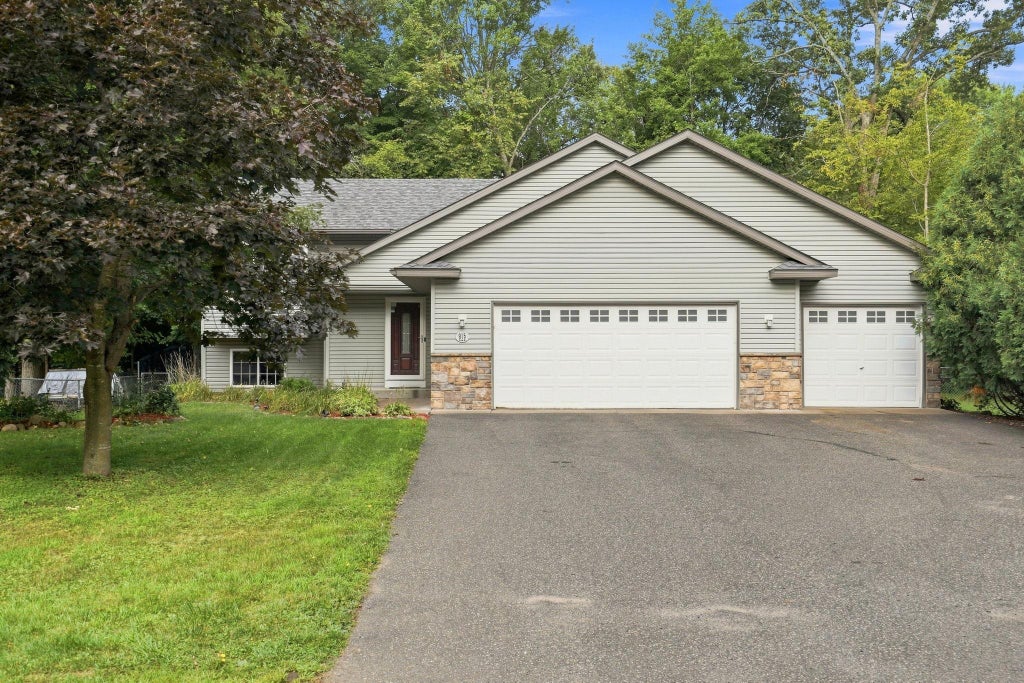 Photo of 815 Colby Street, Taylors Falls, MN 55084 (MLS # 7148743)