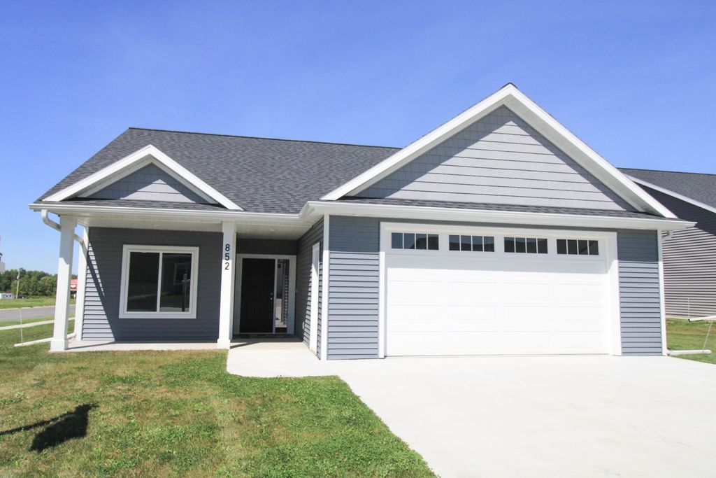 Photo of 852 Bucknell Lane SE, Stewartville, MN 55976 (MLS # 6600748)