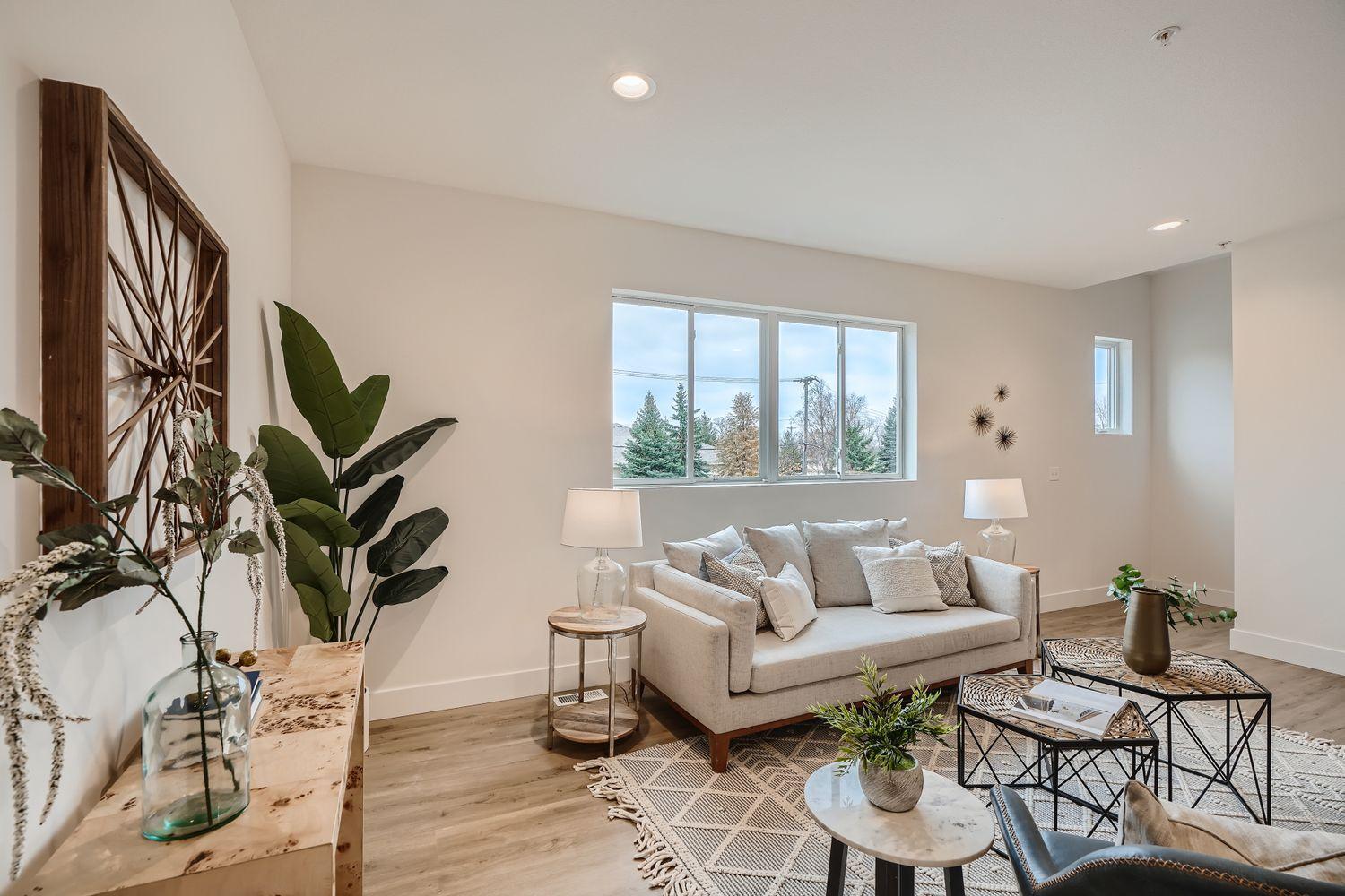 1995 11th Avenue E Unit 1