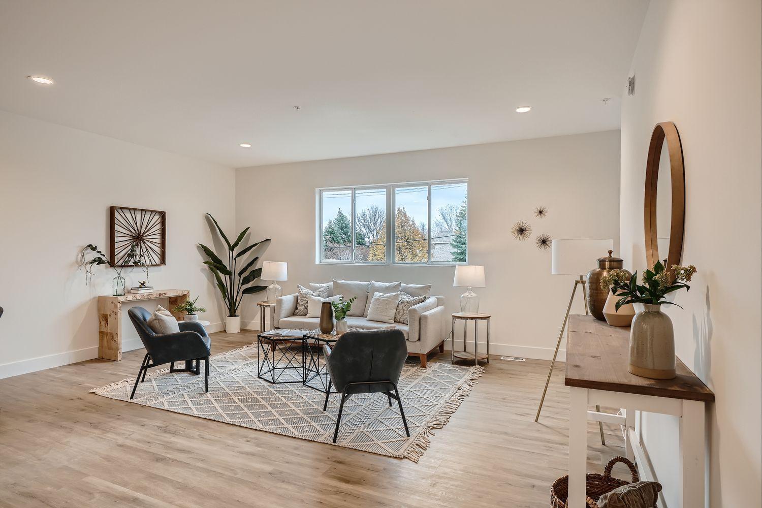 1995 11th Avenue E Unit 1