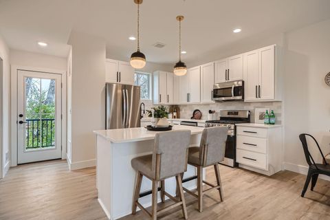 Photo of 1995 11th Avenue E #Unit 1, Maplewood, MN 55119 (MLS # 6811593)