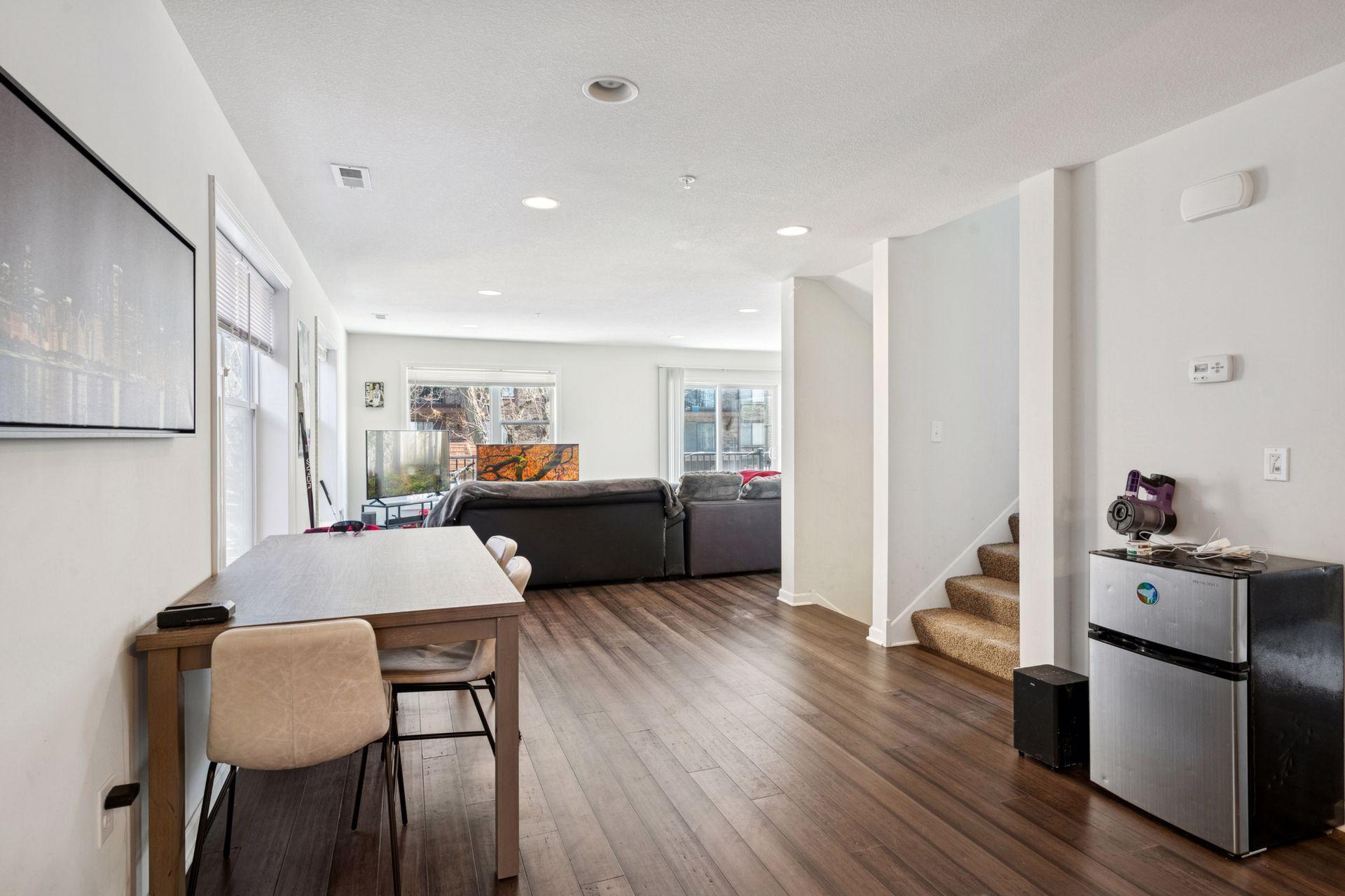 3512 Dupont Avenue S