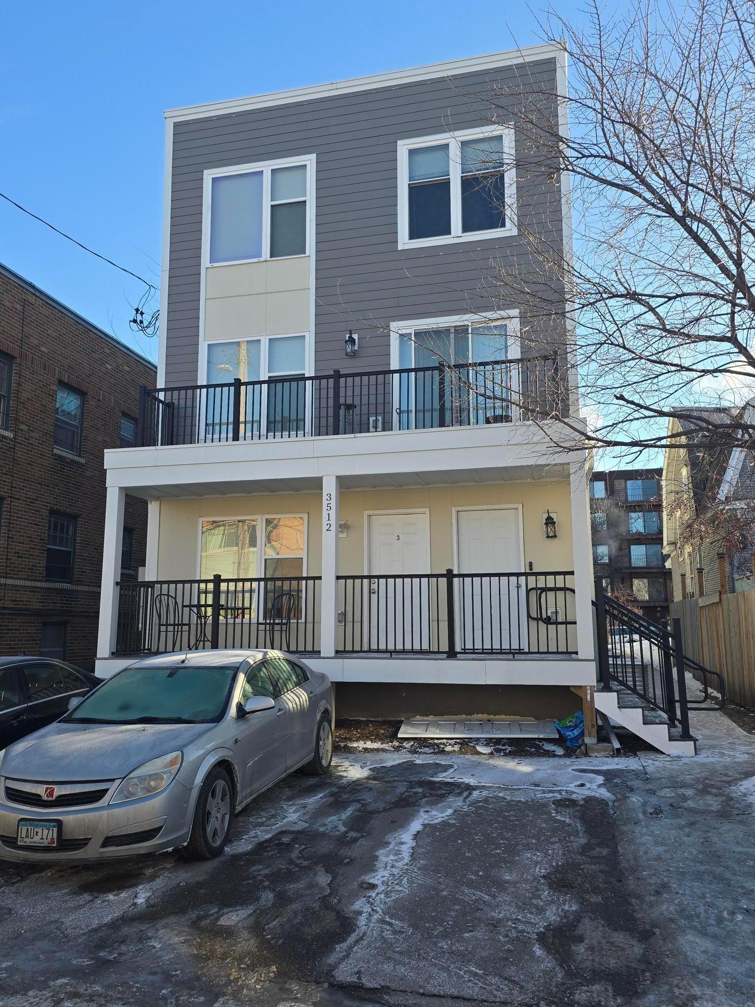 3512 Dupont Avenue S