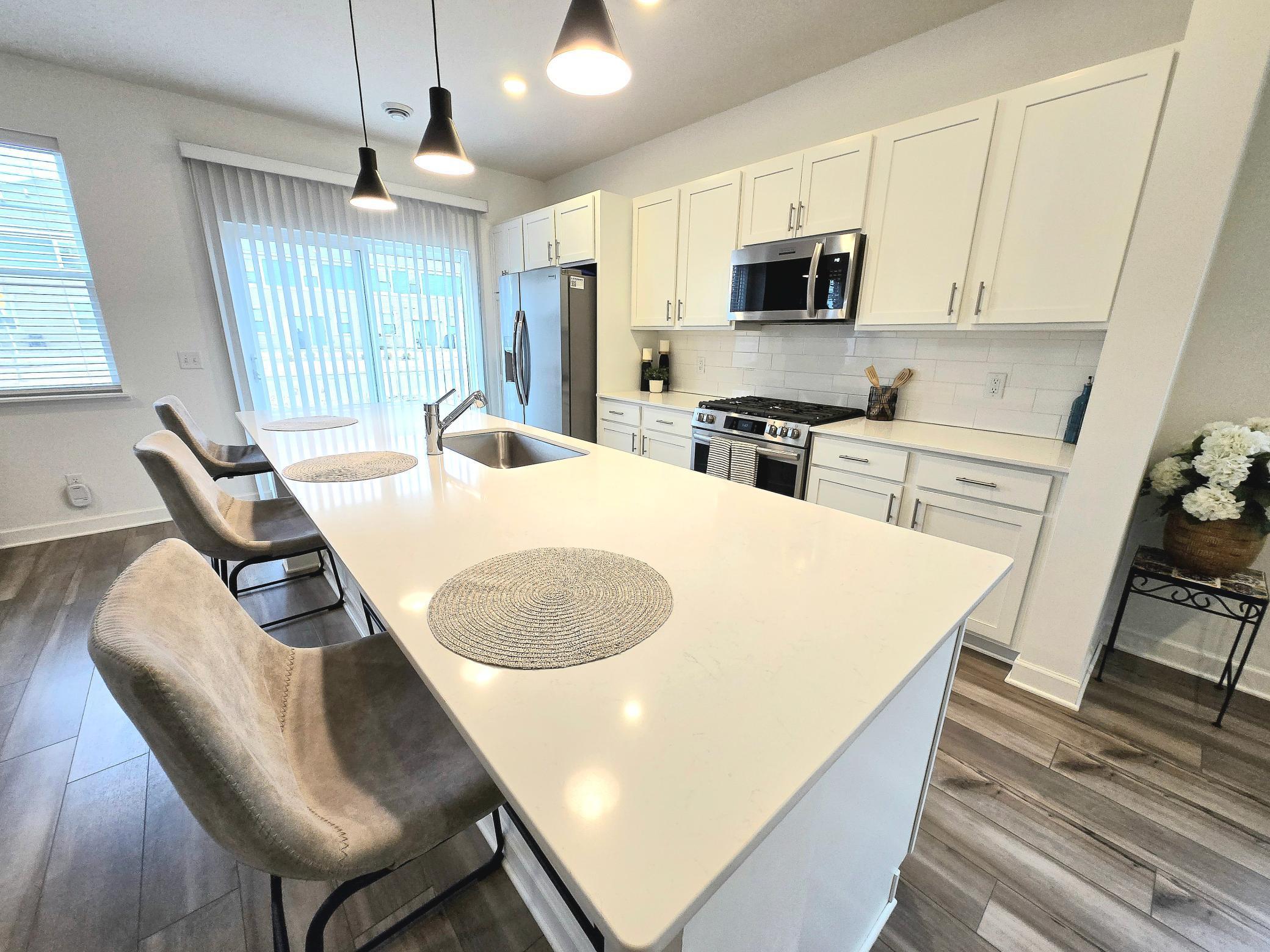 3040 Basswood Street