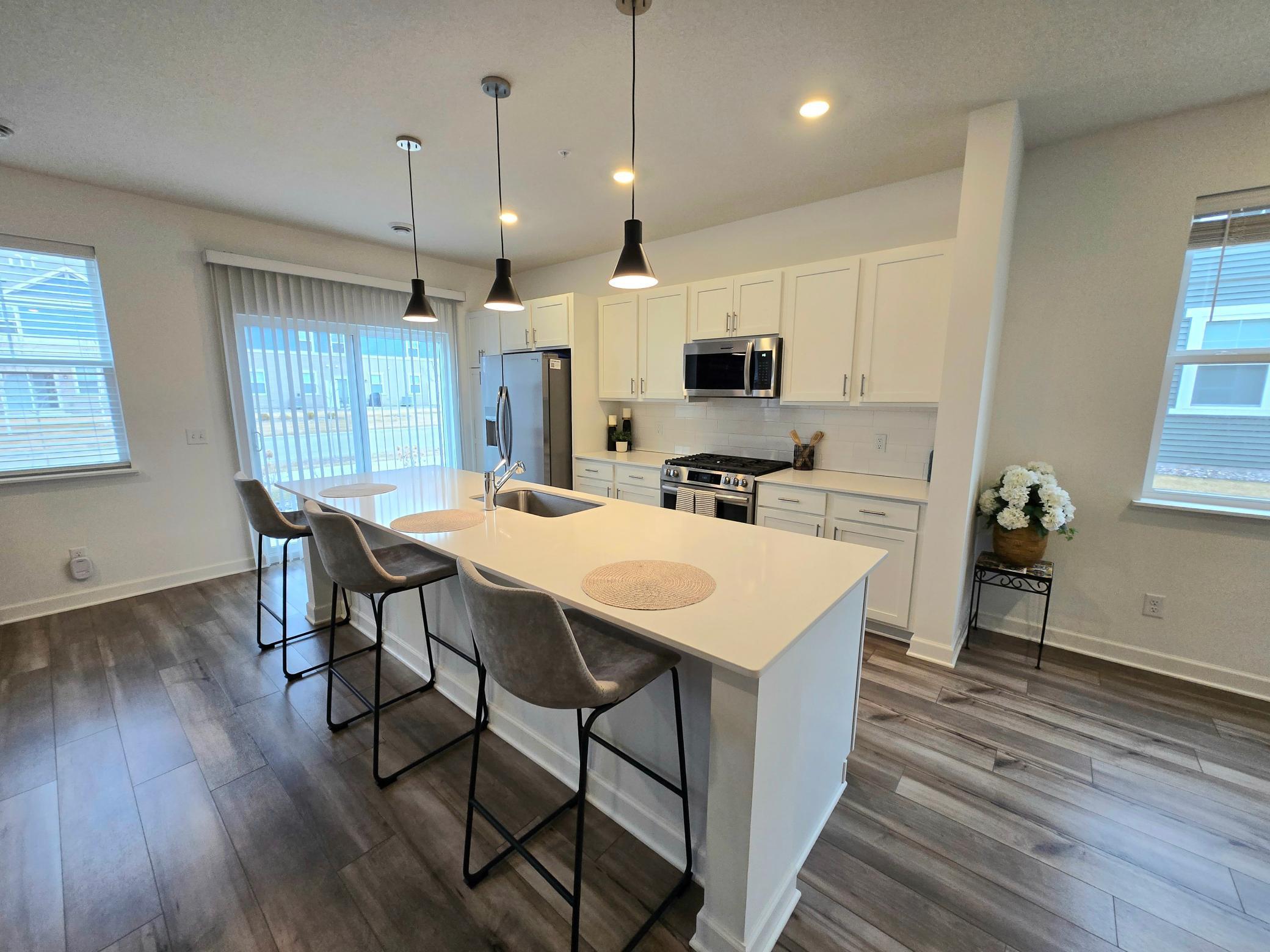 3040 Basswood Street