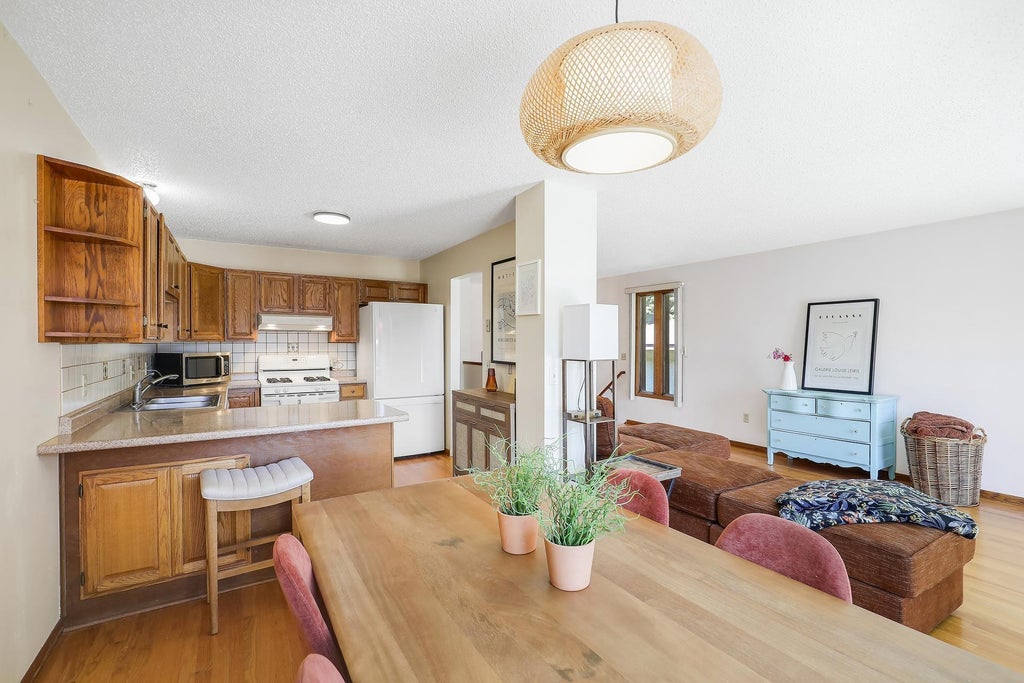 Photo of 1791 Morgan Avenue, Saint Paul, MN 55116 (MLS # 7147685)