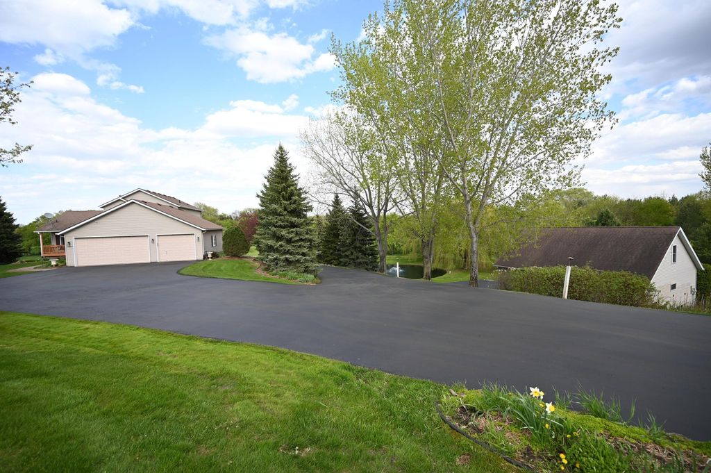 Photo of 20247 Lake Ridge Drive, Prior Lake, MN 55372 (MLS # 7069962)