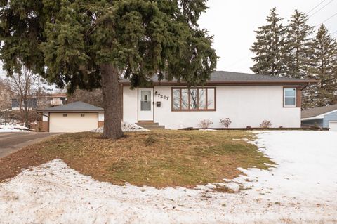 7267 Cleve Avenue E Inver Grove Heights MN 55076