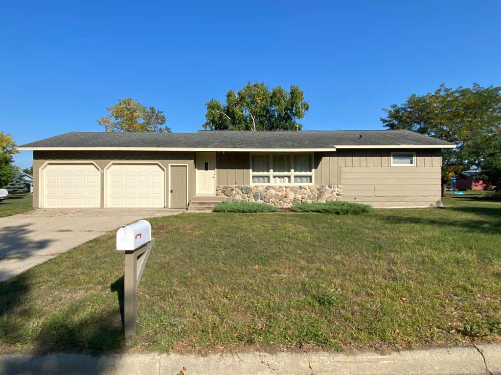Photo of 1018 10th Street SW, Wadena, MN 56482 (MLS # 6428631)