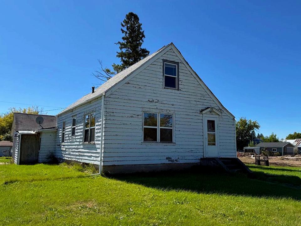 Photo of 221 Minnesota Avenue E, Sebeka, MN 56477 (MLS # 7156870)