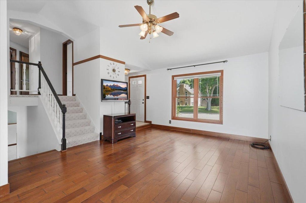 Photo of 7474 Jeffery Lane S, Cottage Grove, MN 55016 (MLS # 7133804)