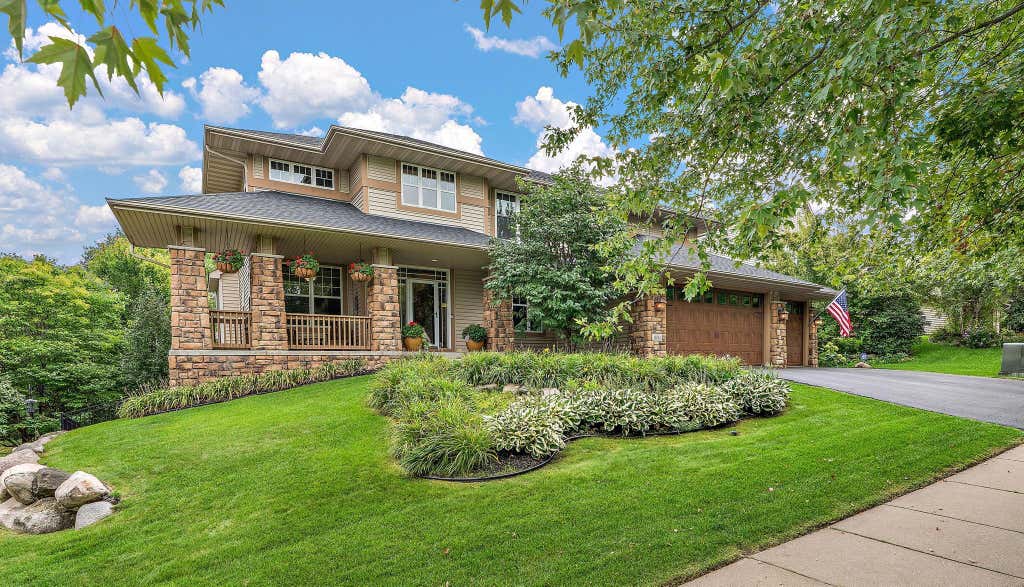 Photo of 10742 Maple Boulevard, Woodbury, MN 55129 (MLS # 7130624)