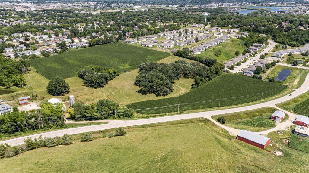 Photo of XXXXXX Country Club Road W, Rochester, MN 55902 (MLS # 7002676)