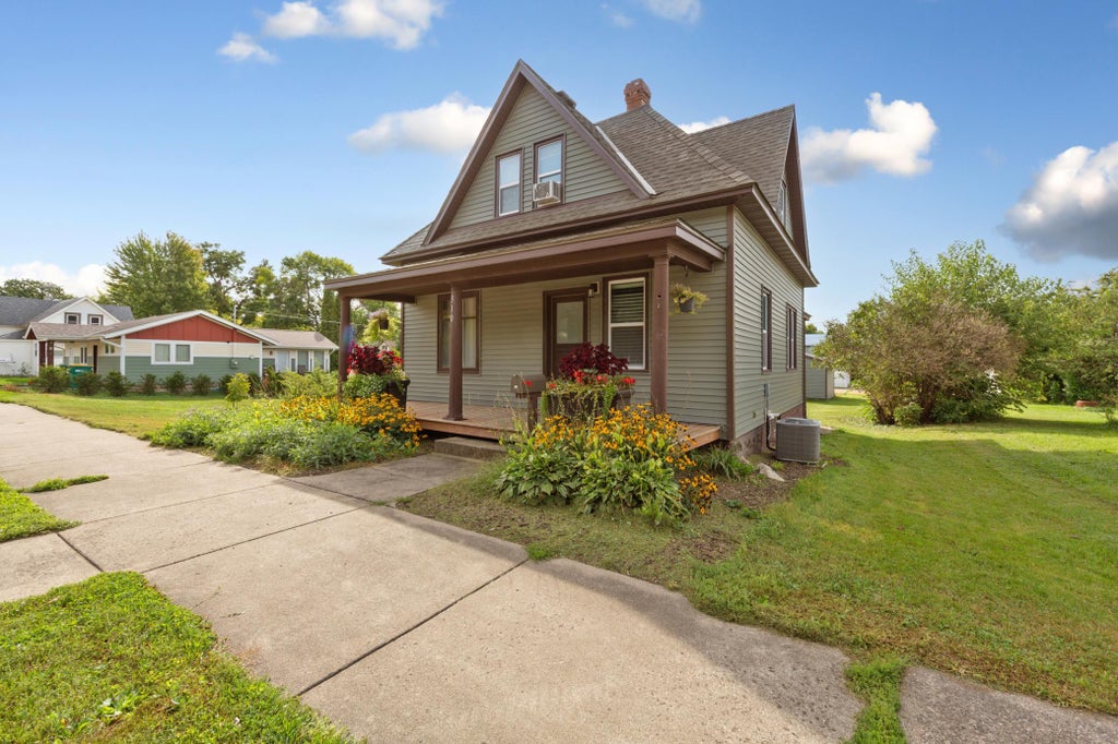 Photo of 310 Oak Avenue SW, Montgomery, MN 56069 (MLS # 7141762)