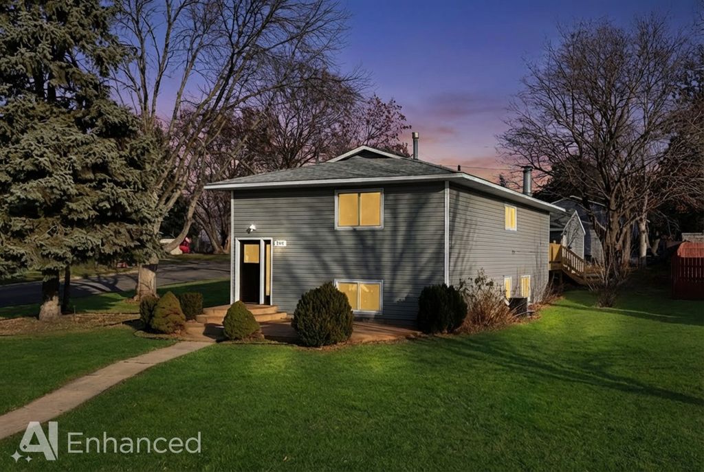 Photo of 6310 Dawn Way, Inver Grove Heights, MN 55076 (MLS # 6822107)