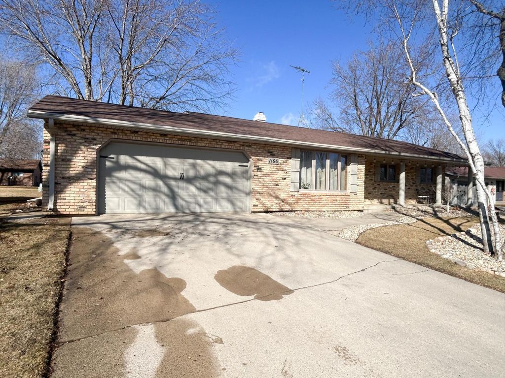 Photo of 1166 Maplewood Drive, Worthington, MN 56187 (MLS # 7032751)