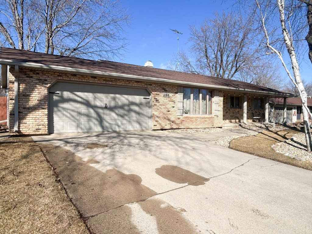 Photo of 1166 Maplewood Drive, Worthington, MN 56187 (MLS # 7032751)