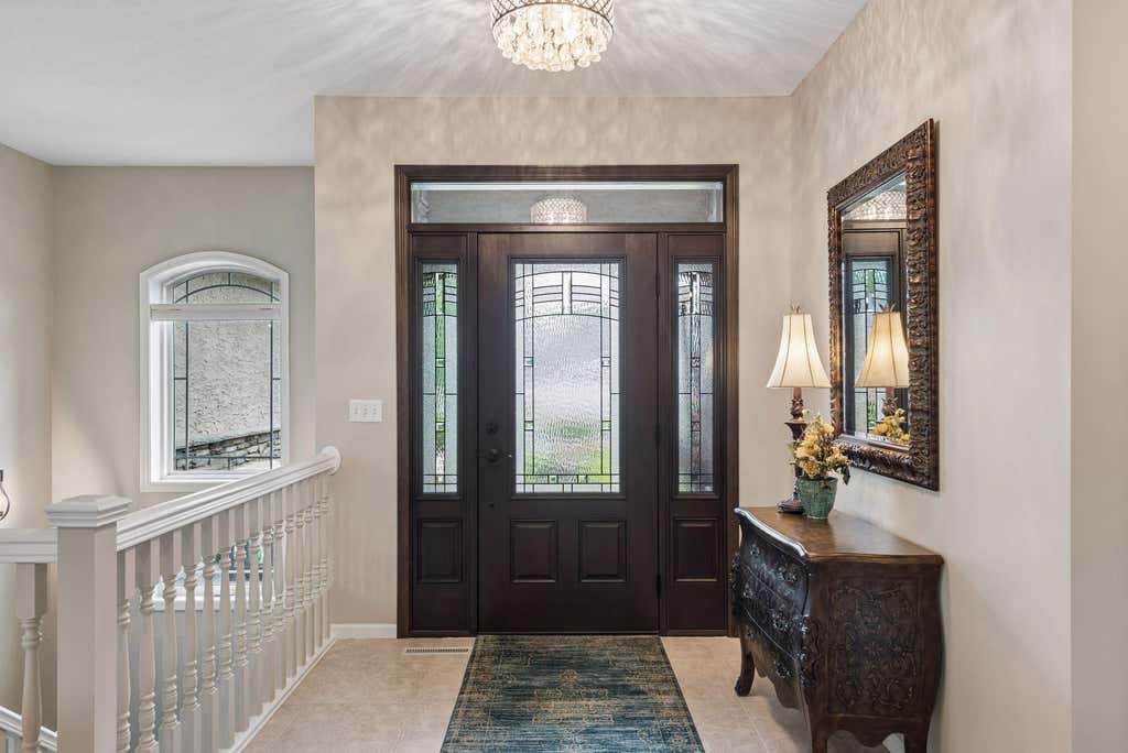 Photo of 2462 Lone Eagle Trail, Woodbury, MN 55129 (MLS # 7117784)