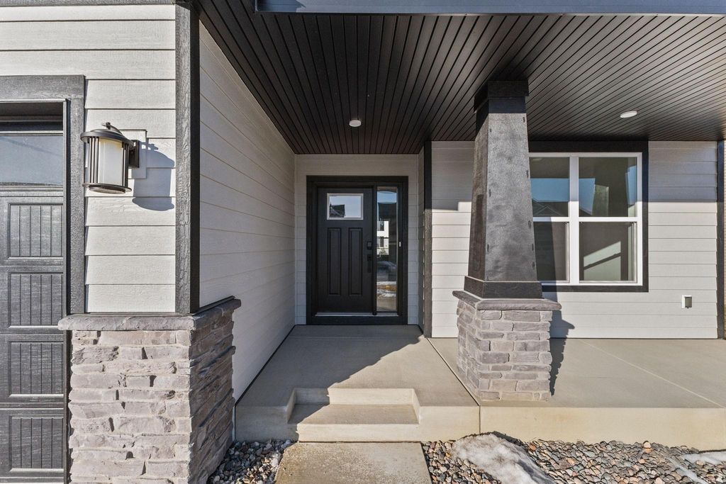 Photo of 8866 Periwinkle Boulevard, Woodbury, MN 55129 (MLS # 7020934)