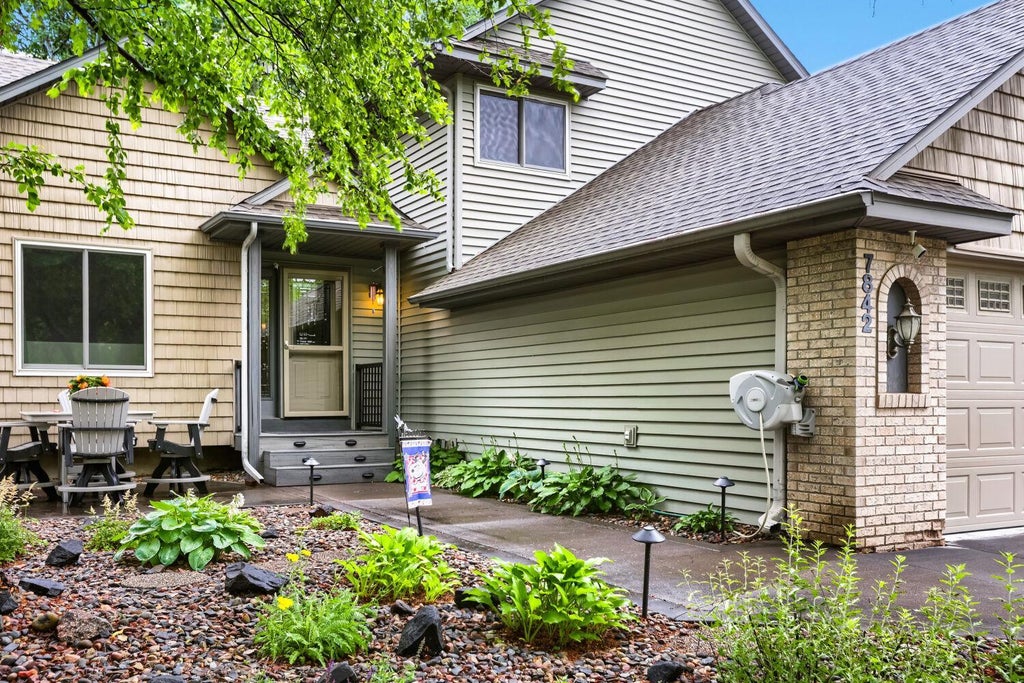 Photo of 7842 20th Street N, Oakdale, MN 55128 (MLS # 7095344)