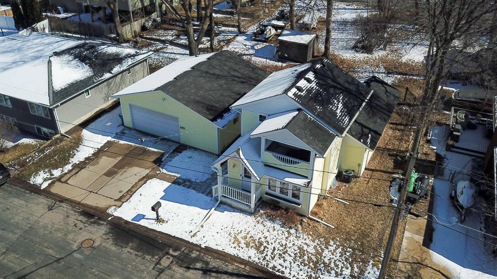 Photo of 1586 Bluebird Lane, Mound, MN 55364 (MLS # 7036616)