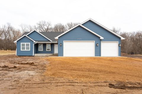 733 Magoo Road Hudson WI 54016