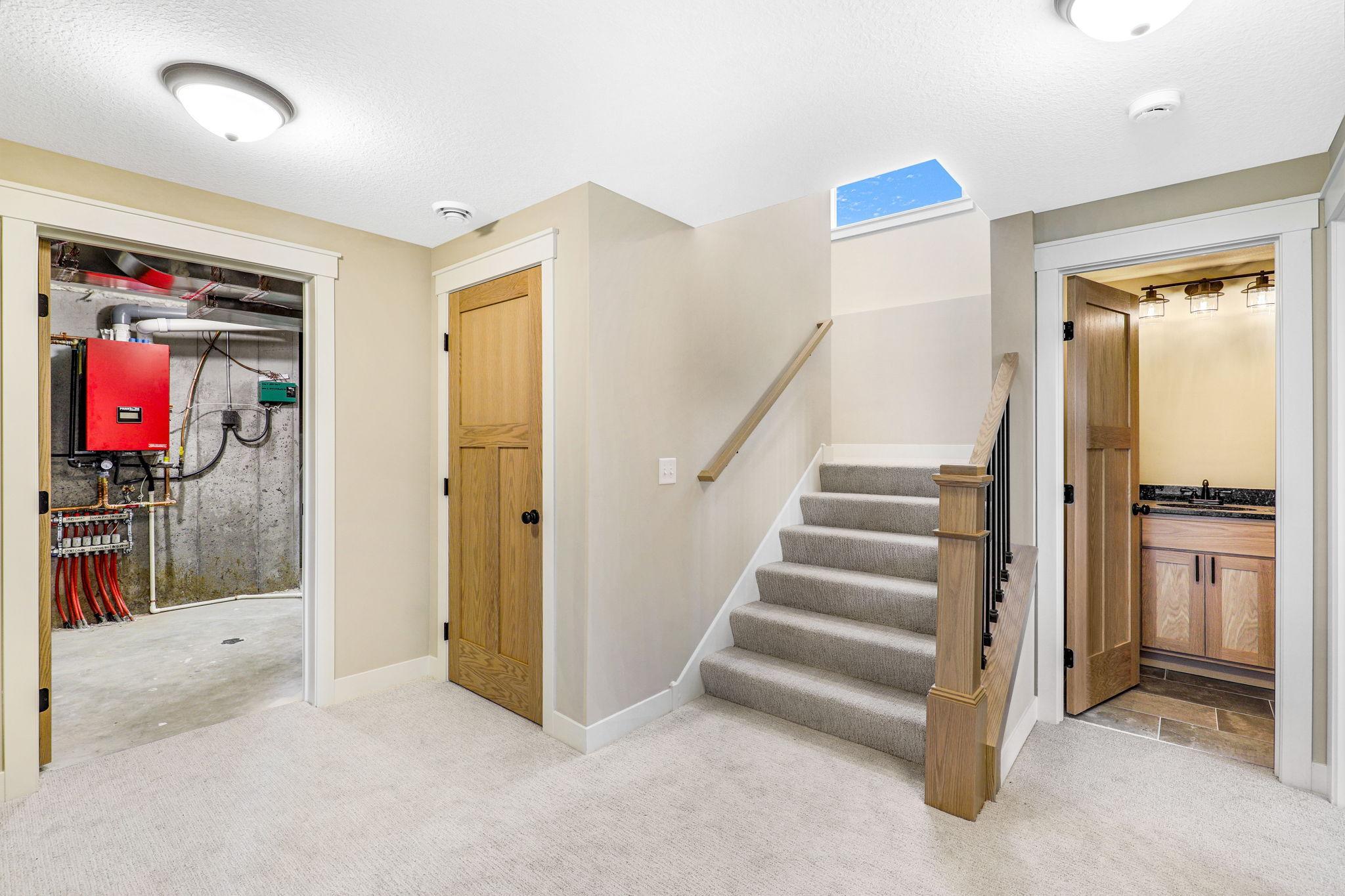 Excelsior, Minnesota, 55331, United States, 5 Bedrooms Bedrooms, ,5 BathroomsBathrooms,Residential,Active,2032957