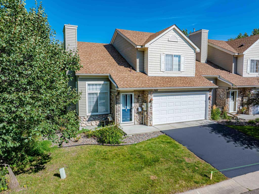 Photo of 7657 Primrose Place, Chanhassen, MN 55317 (MLS # 7130329)
