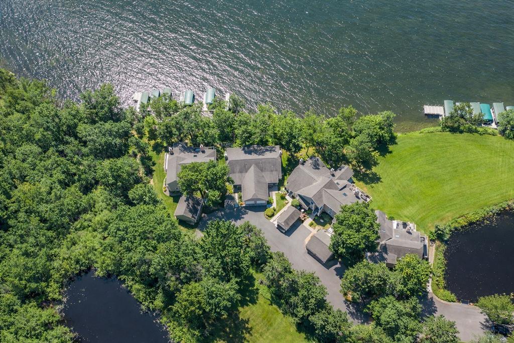 1393 East Pointe Drive 1393