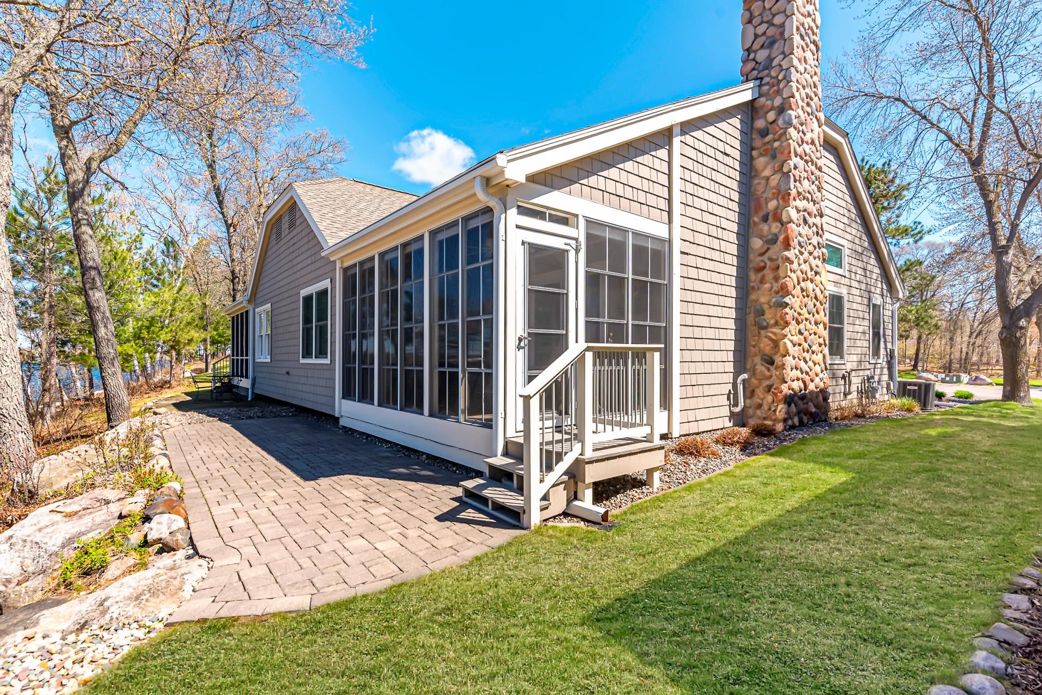 1393 East Pointe Drive 1393