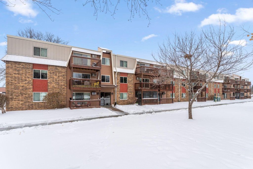 Photo of 14630 Garrett Avenue #506, Apple Valley, MN 55124 (MLS # 6825447)