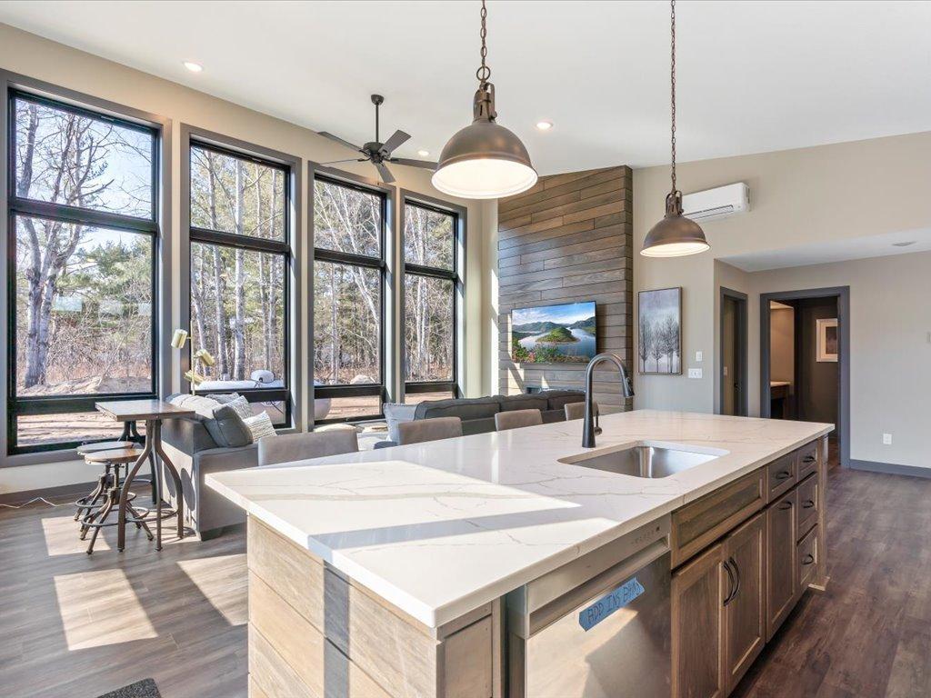 Quarterdeck Resort #404 9835 Adventure Way SW
