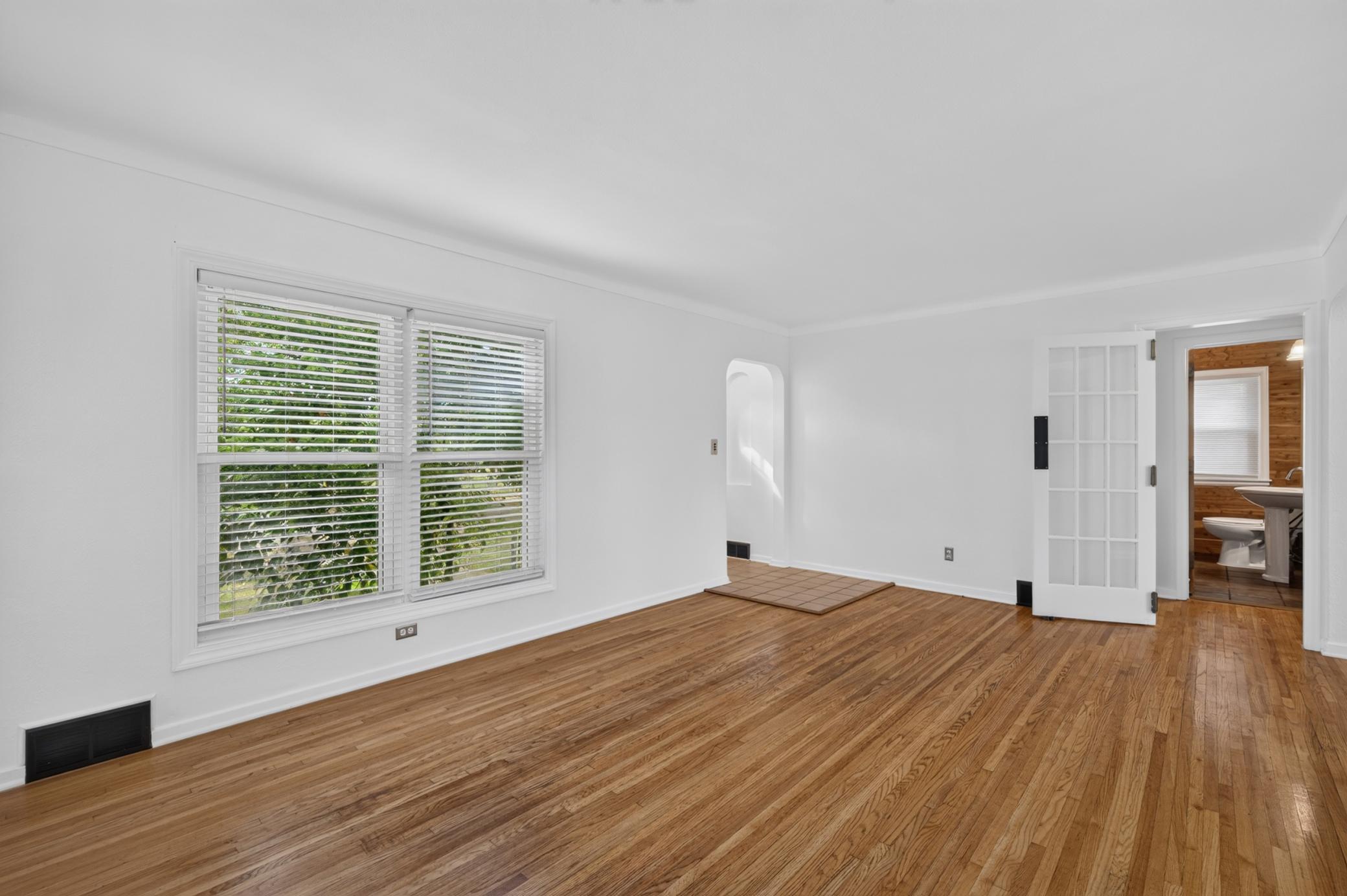 1701 4th Street E