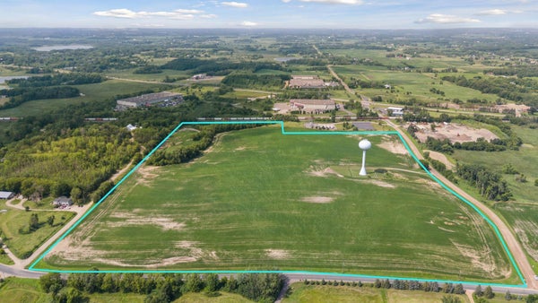4205 WILLOW DR, HAMEL, MN 55340 - Image f4a96d060aaab4264e6b0fa7c75f2214/1959837863