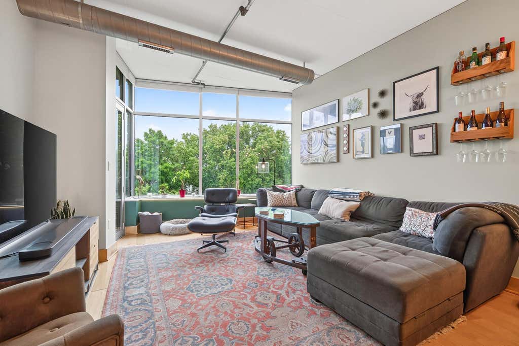 Photo of 150 2nd Street NE #B404, Minneapolis, MN 55413 (MLS # 7130085)