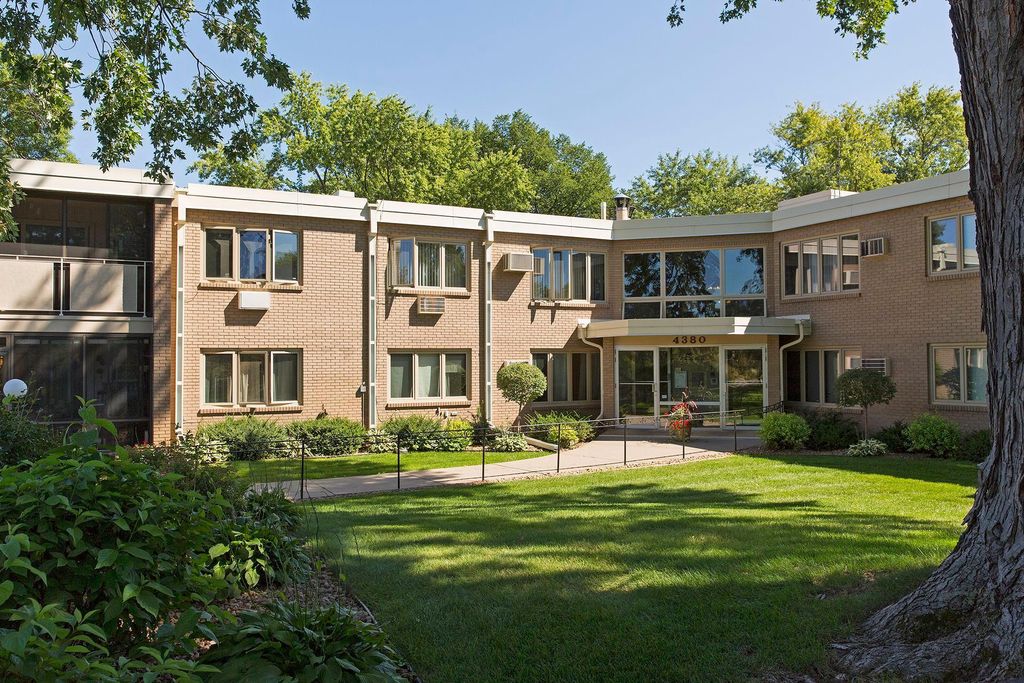 Photo of 4380 Brookside Court #116, Edina, MN 55436 (MLS # 7066002)