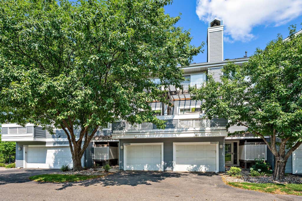 Photo of 15665 24th Avenue N #F, Plymouth, MN 55447 (MLS # 7121247)