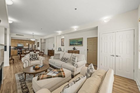 633 Dayton Avenue 4 Saint Paul MN 55104