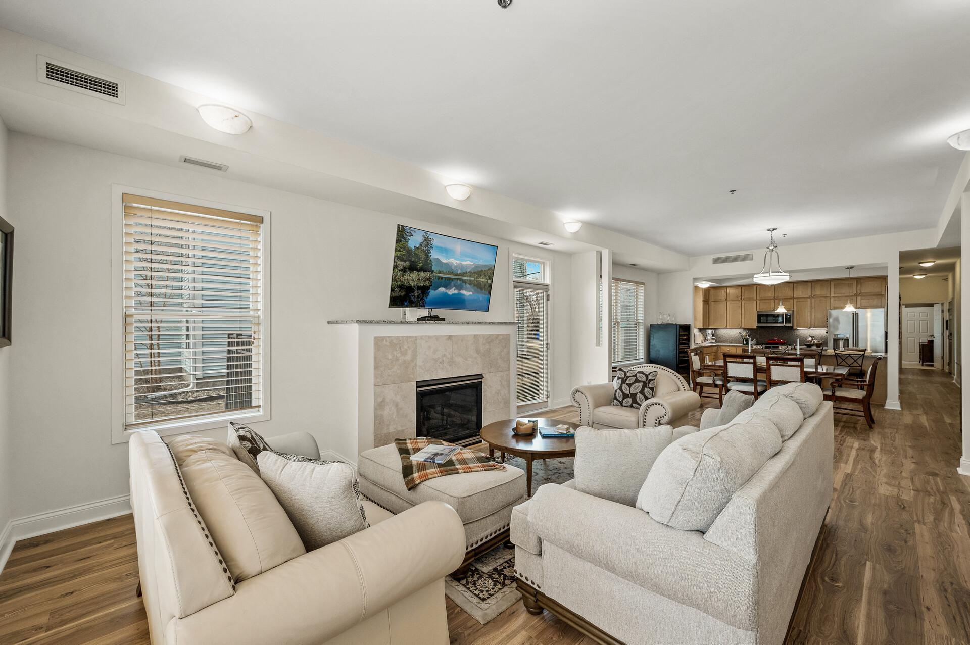 633 Dayton Avenue 4