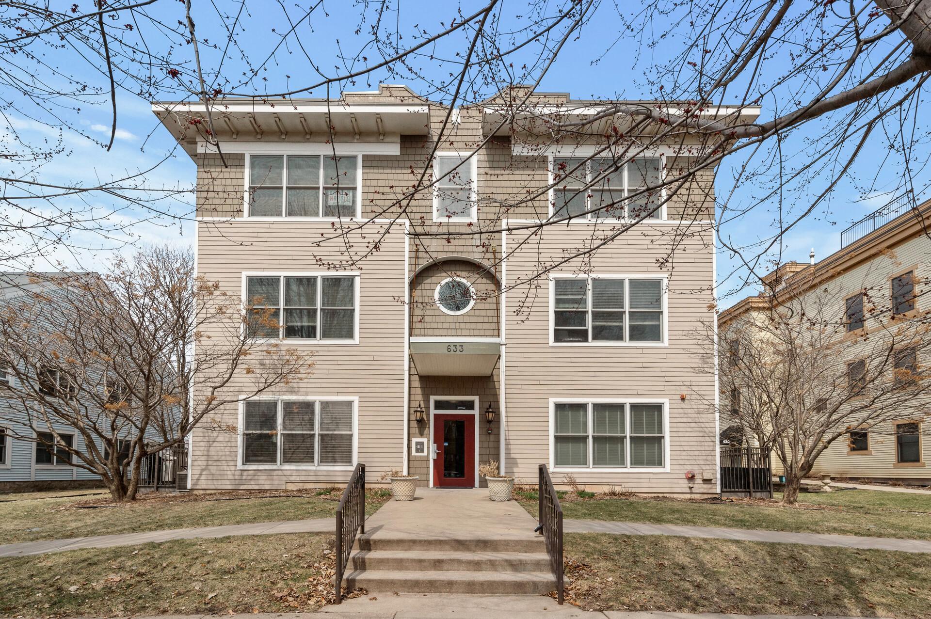 633 Dayton Avenue 4